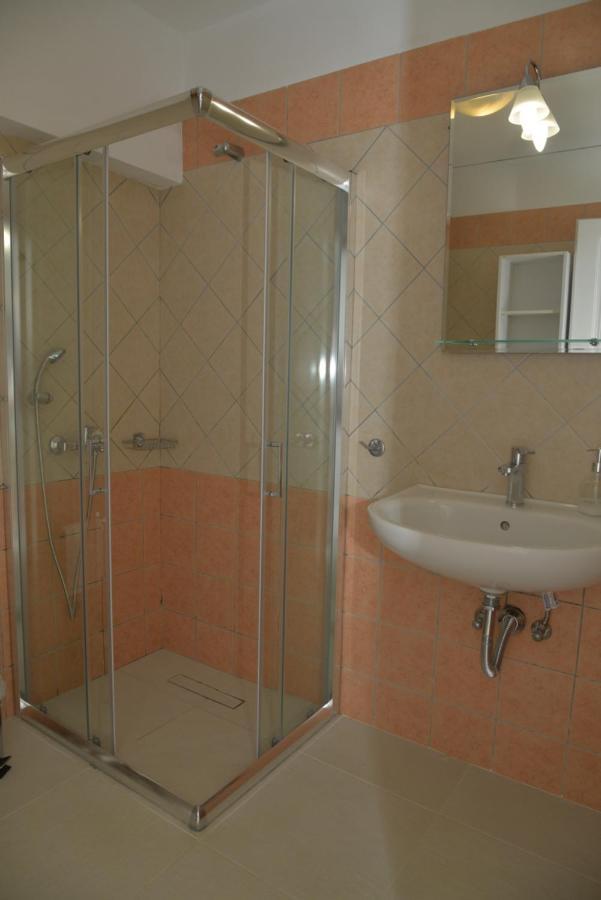 Apartment Unique